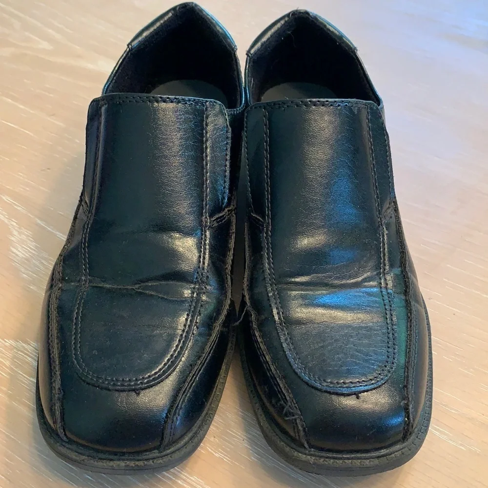 Men’s Wonder Nation shoes Black loafers Size 5
